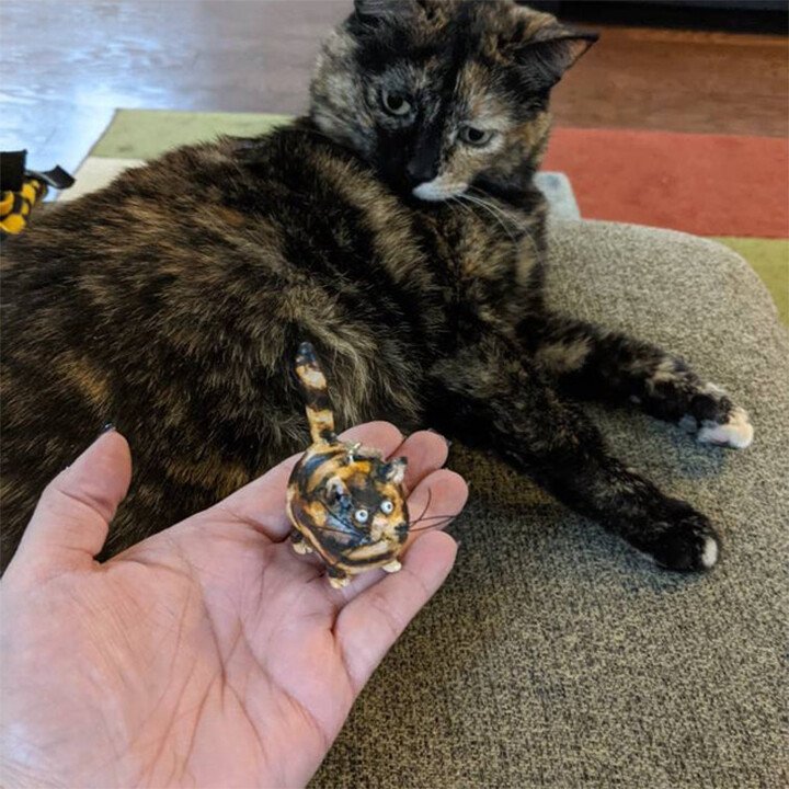 🔥Black Friday Sale -🎁Kitty Ciniature Sculpture
