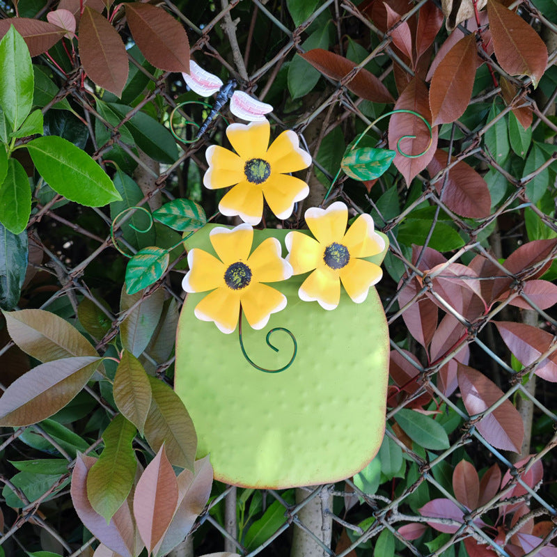 Hand Painted Metal Vase Wall Hanging Decoration