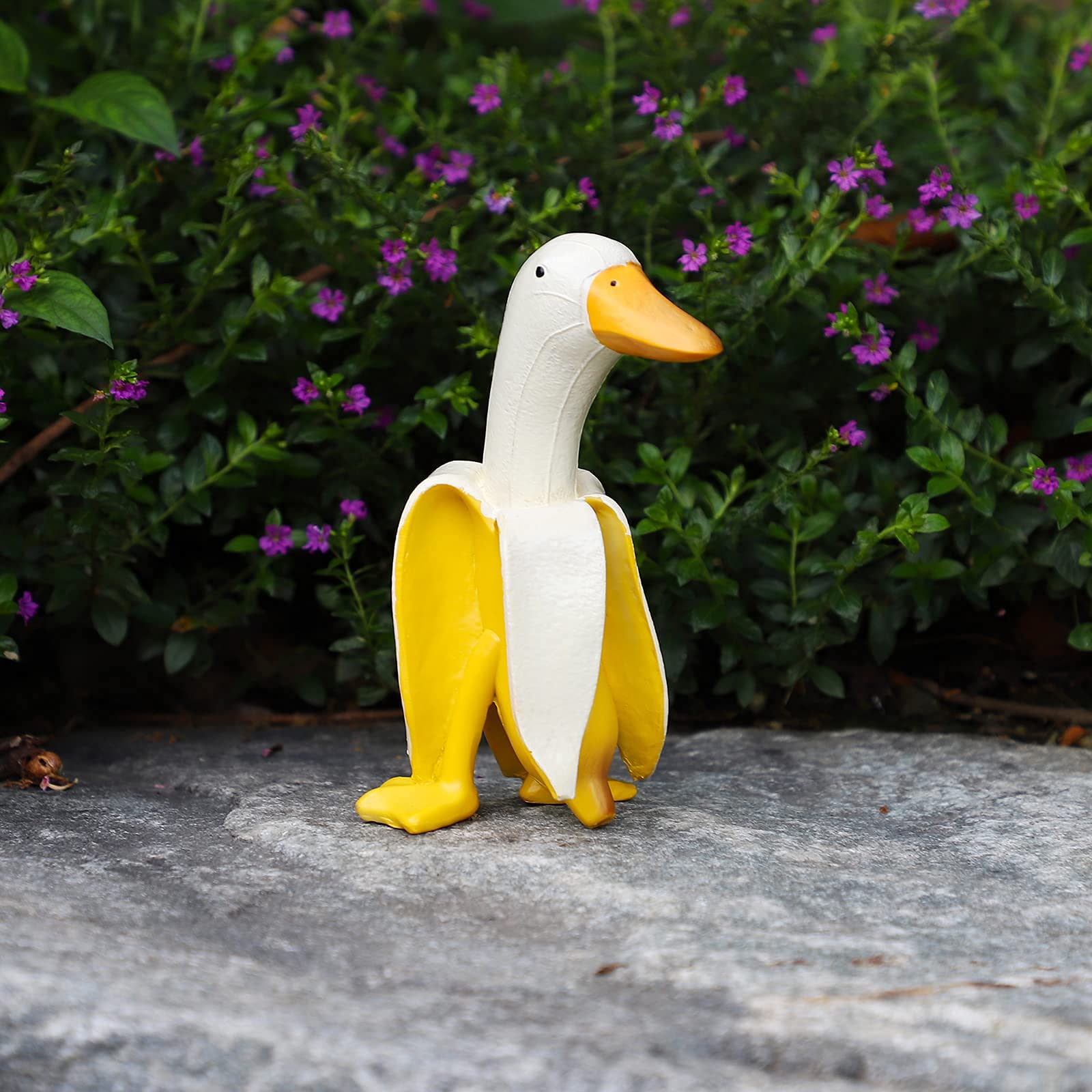 Banana Dog Statue, Garden Art Sculpture Ornaments, Creative Resin Figurine Gnomes