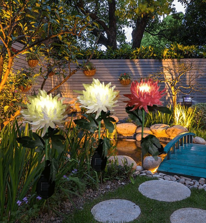 Chrysanthemum Solar Garden Stake LED